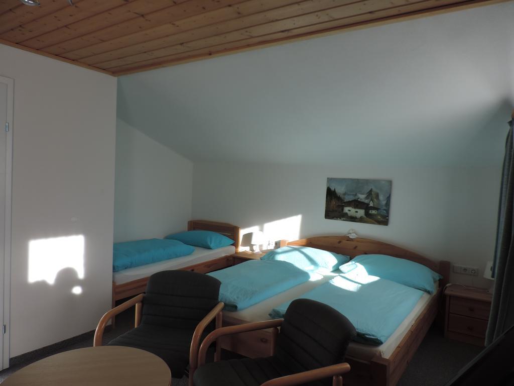 Gaestehaus Lasser Seefeld in Tirol Phòng bức ảnh